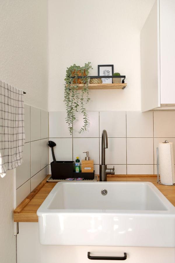 *City, Naehe Hbf, Kingsizebetten, Fitnessecke* ドゥイスブルグ エクステリア 写真